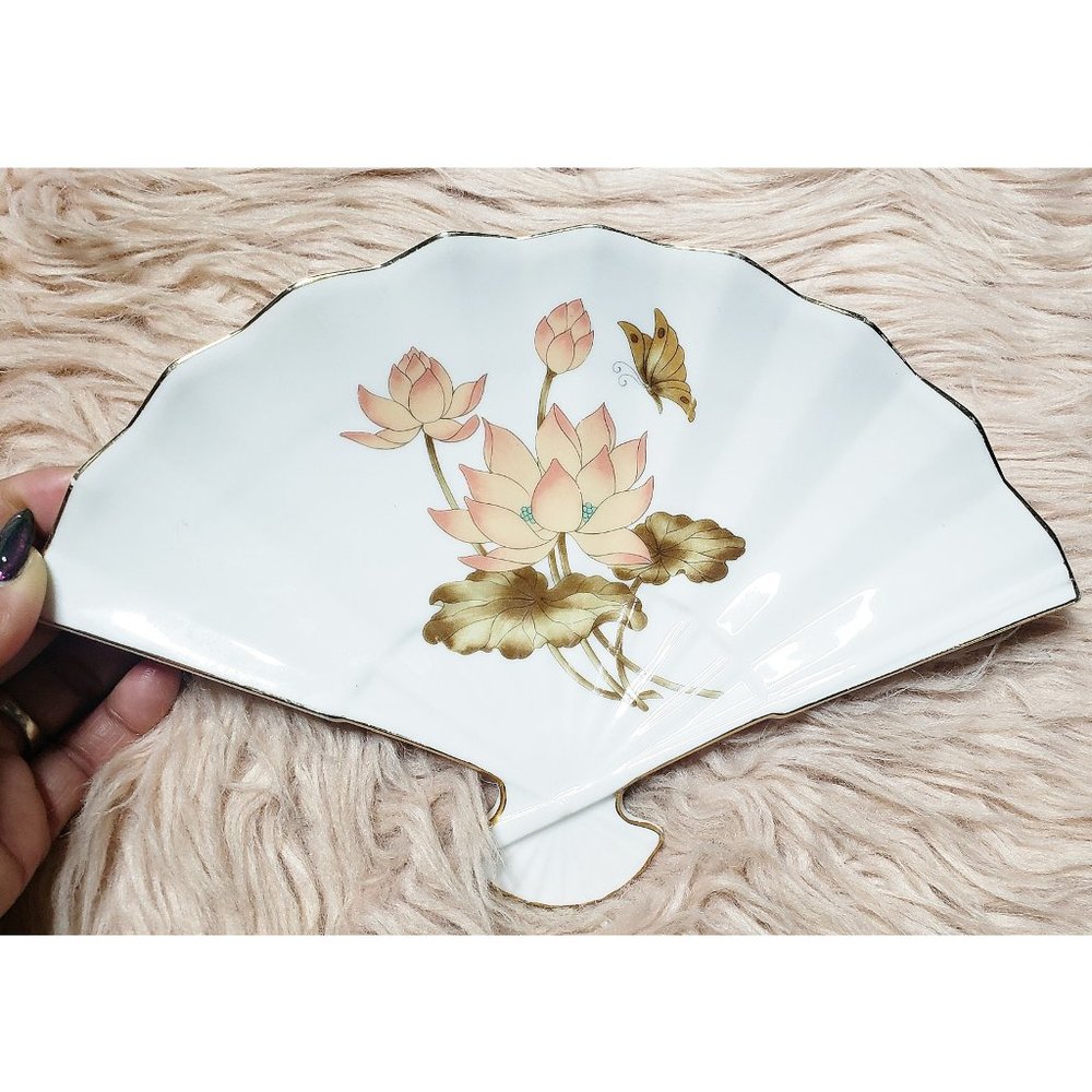VINTAGE JAPANESE HAND PAINTED PORCELAIN FAN TRAY